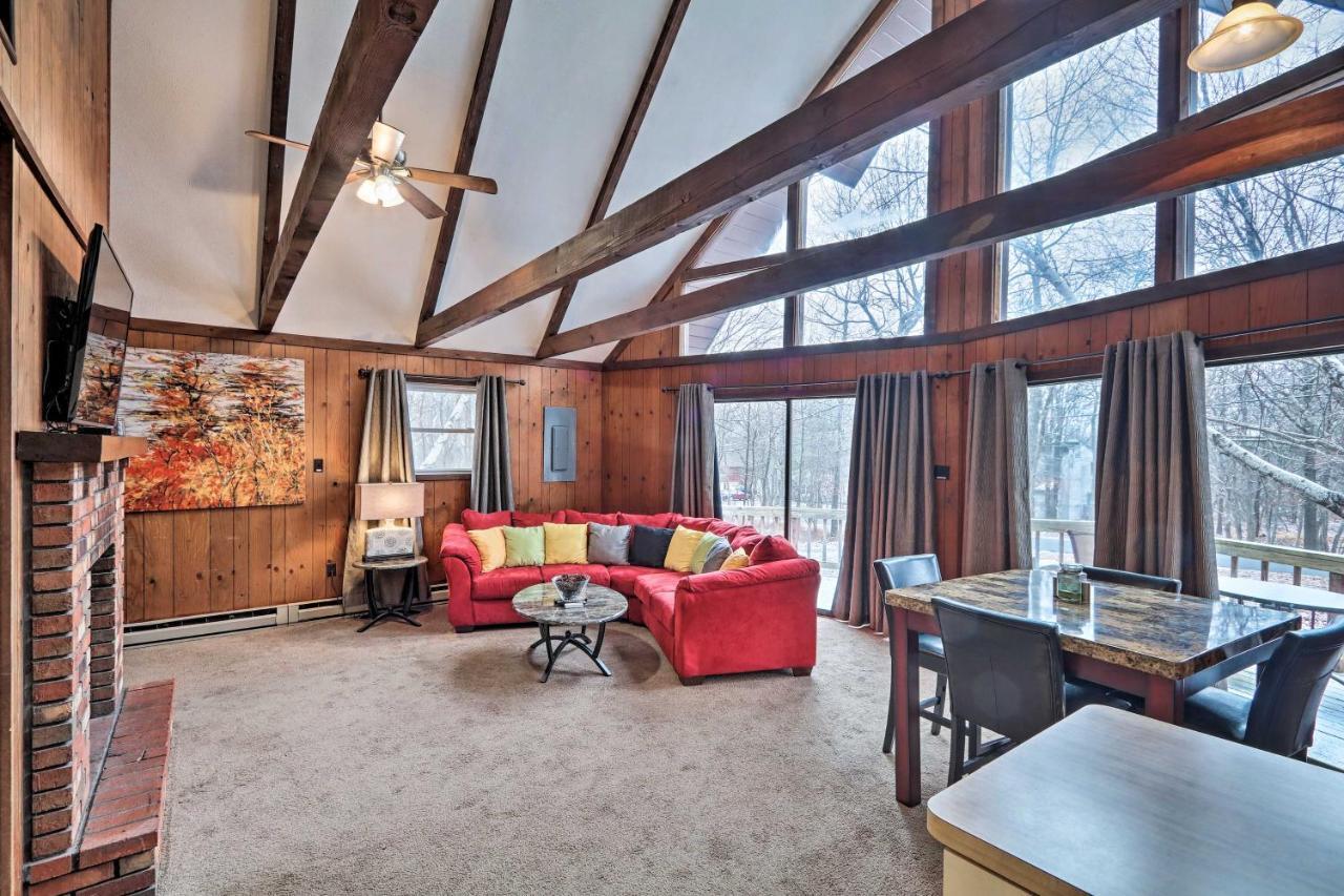 Villa Quiet Poconos Getaway 23 Mi To Camelback Mountain Albrightsville Exterior foto