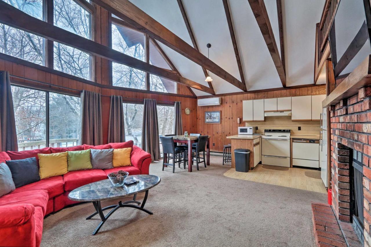 Villa Quiet Poconos Getaway 23 Mi To Camelback Mountain Albrightsville Exterior foto