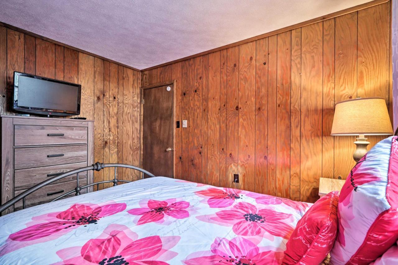Villa Quiet Poconos Getaway 23 Mi To Camelback Mountain Albrightsville Exterior foto